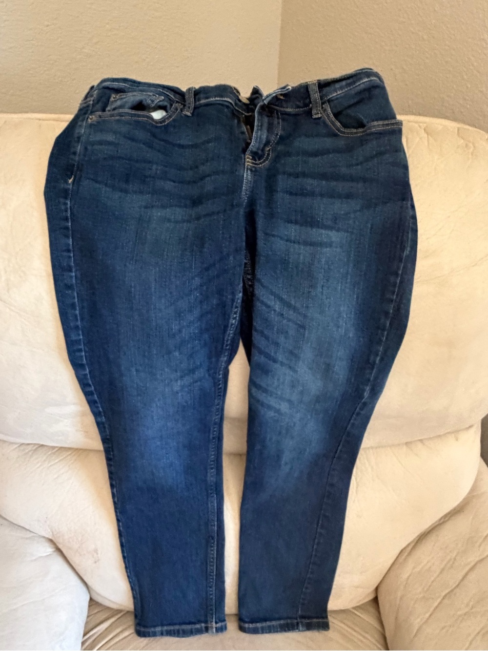 Banana republic Dark Blue Women's Stretch Skinny Jeans size 28/6 petite